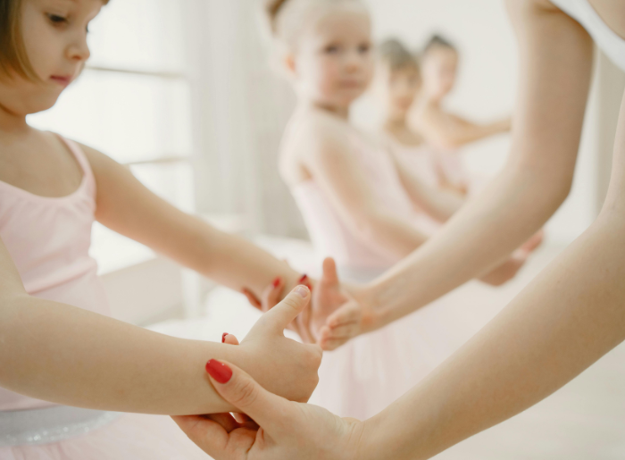 Eveil 4-5 ans ou Initiation 6 ans à la danse (MS-GS-CP)